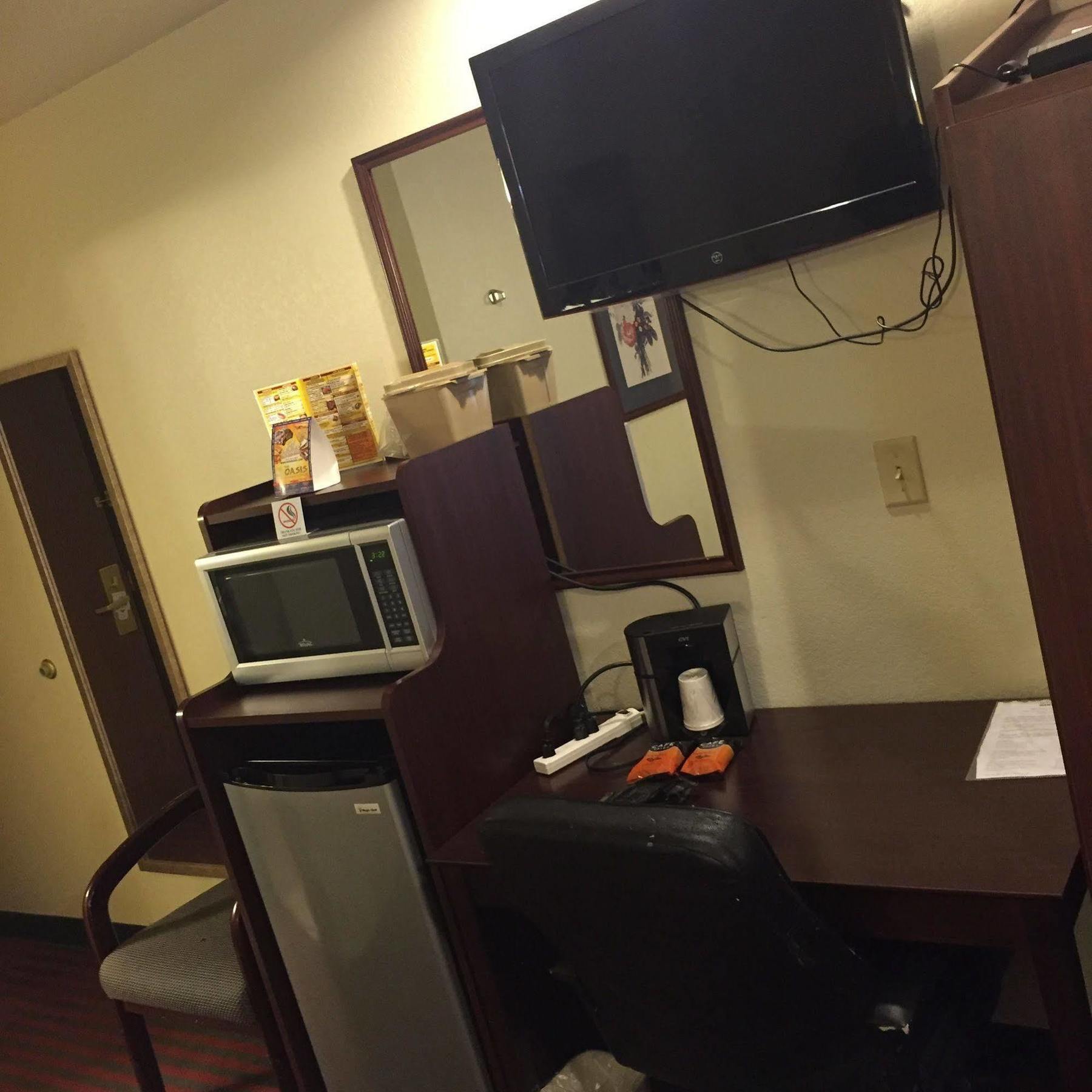 Bridgepointe Inn & Suites Toledo-Perrysburg-Rossford-Oregon-Maumee By Hollywood Casino 노스우드 외부 사진